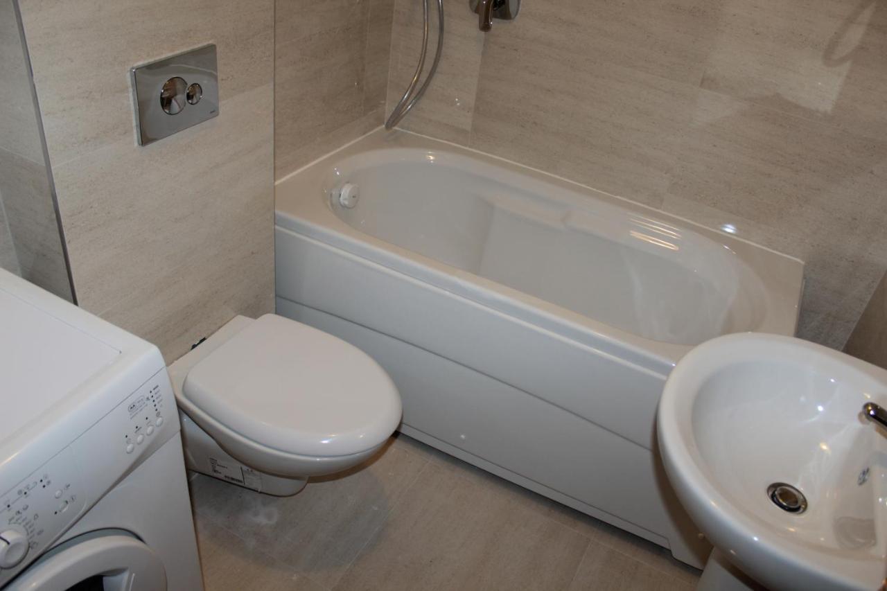 Olimp Lux Hotel Будва Екстериор снимка