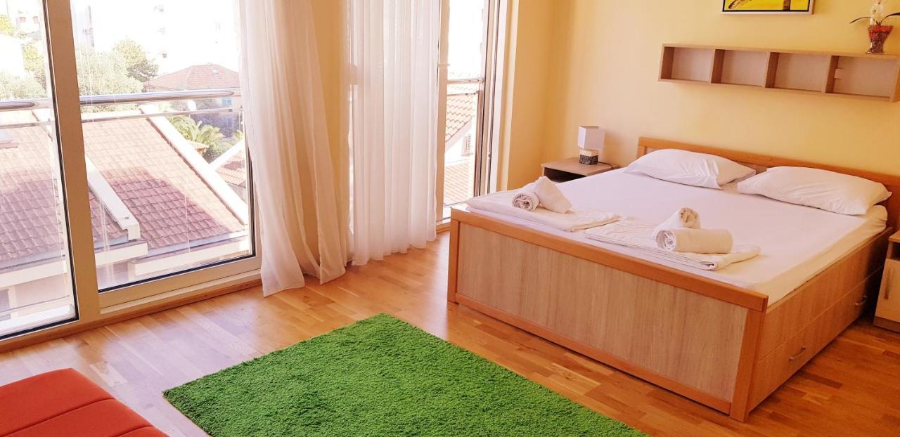 Olimp Lux Hotel Будва Екстериор снимка