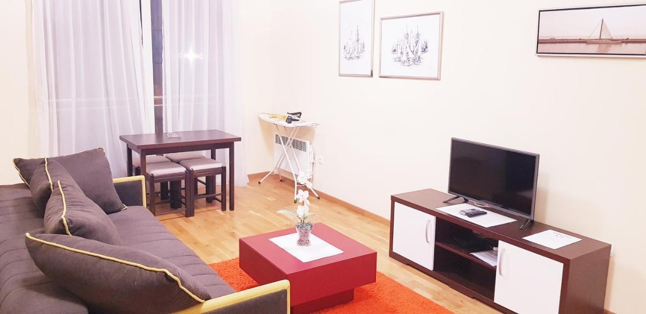 Olimp Lux Hotel Будва Екстериор снимка