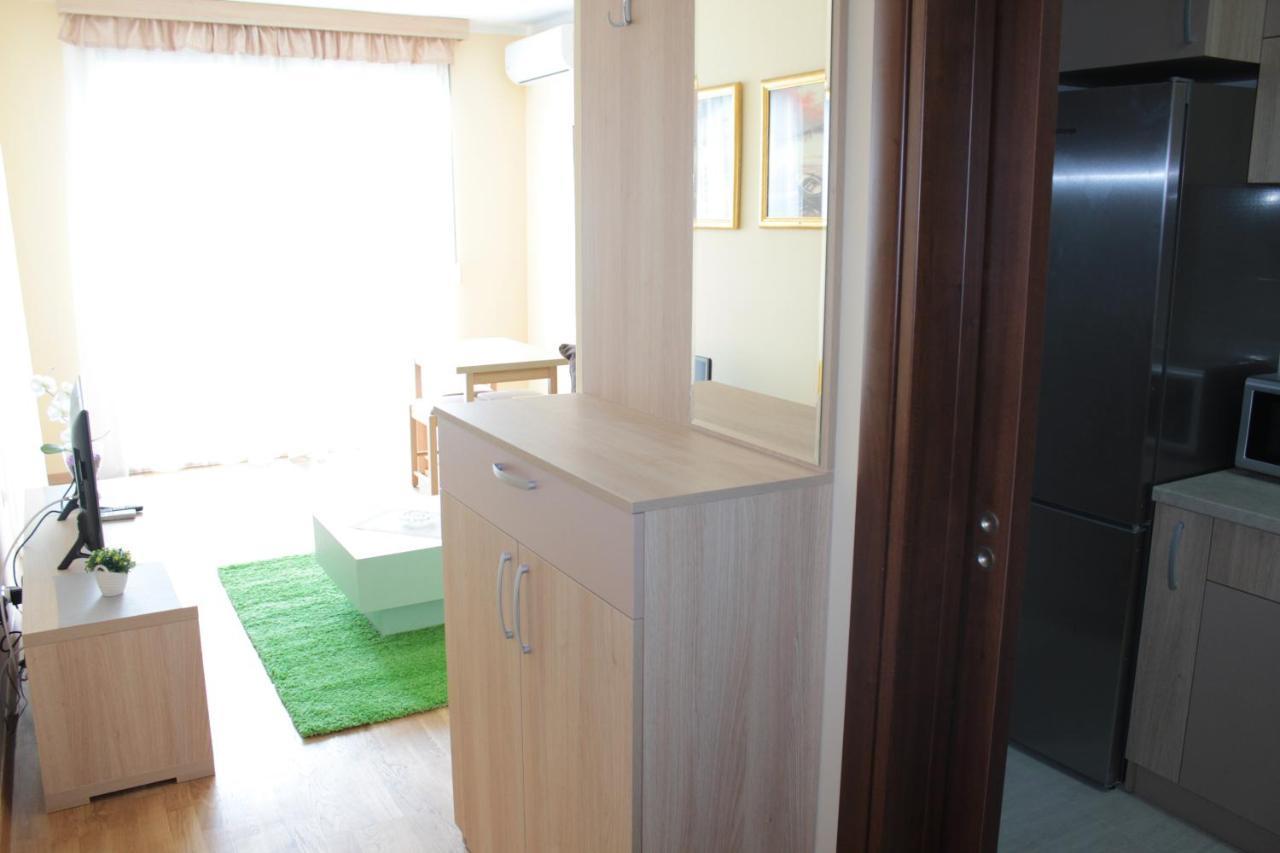 Olimp Lux Hotel Будва Екстериор снимка